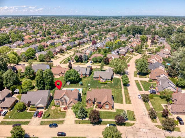 20547 Windham Drive, Macomb Twp, MI 48044