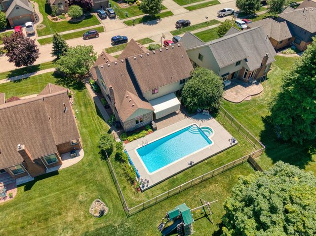20547 Windham Drive, Macomb Twp, MI 48044