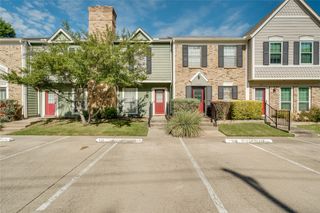 111 Churchill Lane, Euless, TX 76039