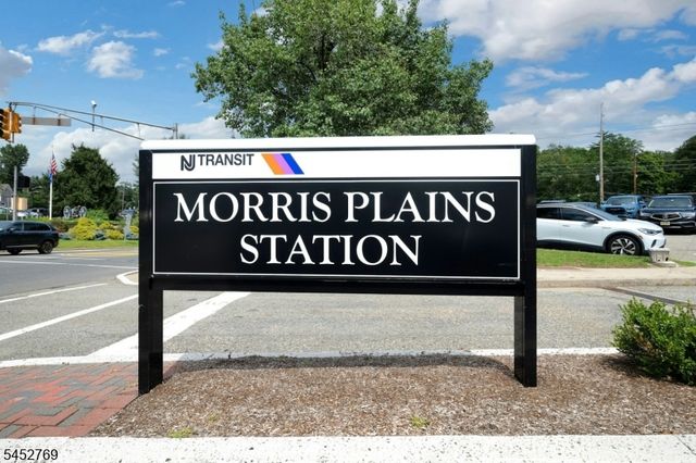 49 Whitney Ave, Morris Plains Boro, NJ 07950