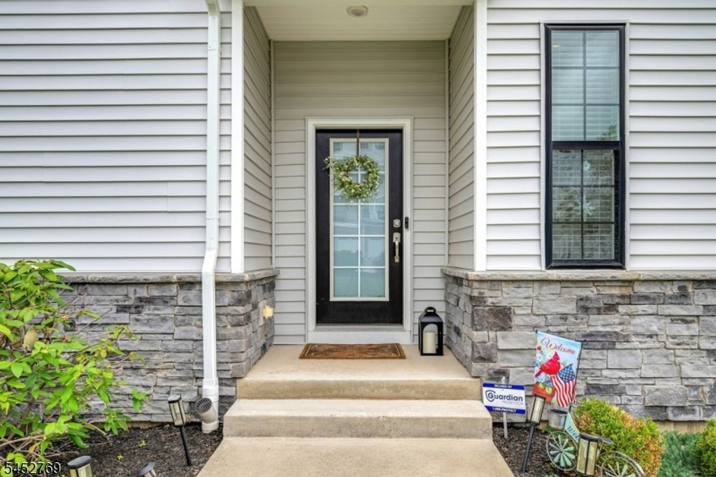 49 Whitney Ave, Morris Plains Boro, NJ 07950 — photo 2