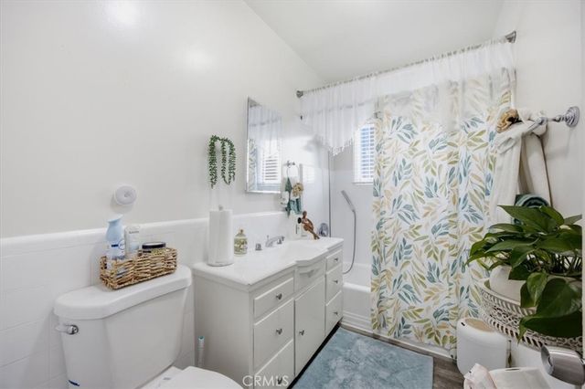 2441 Cedar Avenue, Long Beach, CA 90806