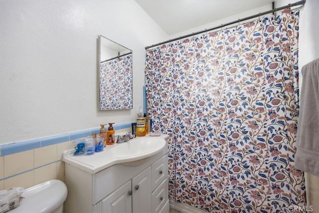 2441 Cedar Avenue, Long Beach, CA 90806