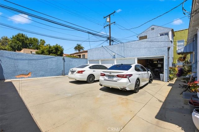 2441 Cedar Avenue, Long Beach, CA 90806
