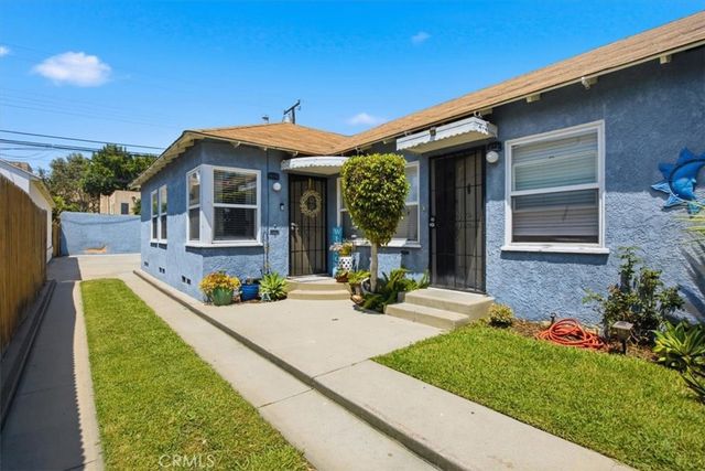 2441 Cedar Avenue, Long Beach, CA 90806