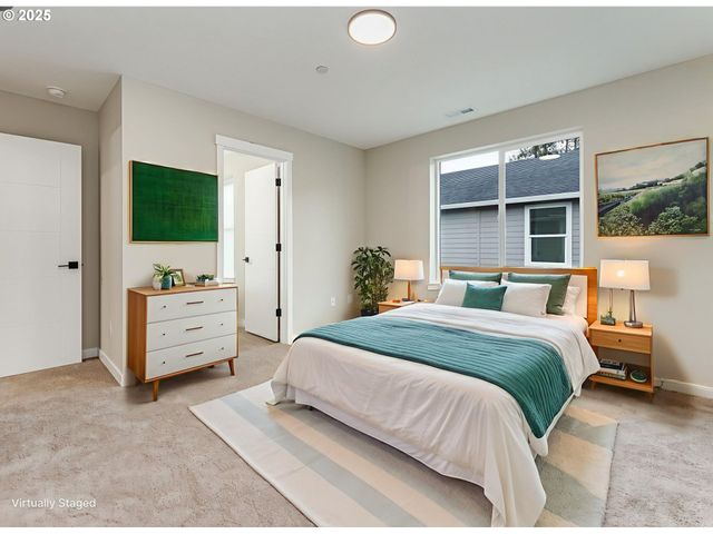 14372 Se KNIGHT St, Portland, OR 97236