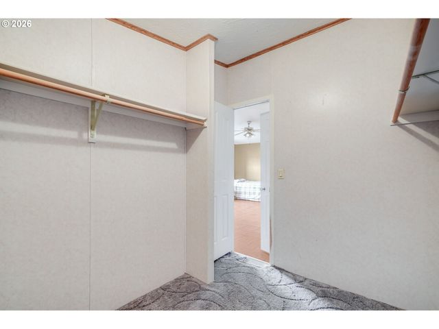 30500 S DEARDORFF Rd, Molalla, OR 97038