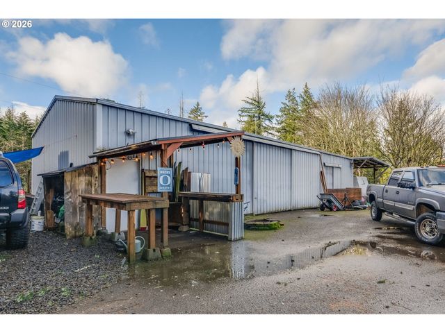 30500 S DEARDORFF Rd, Molalla, OR 97038