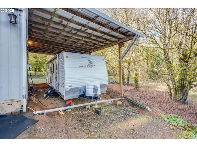 30500 S DEARDORFF Rd, Molalla, OR 97038