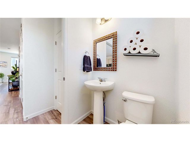 7008 Ipswich Ct, Castle Pines, CO 80108