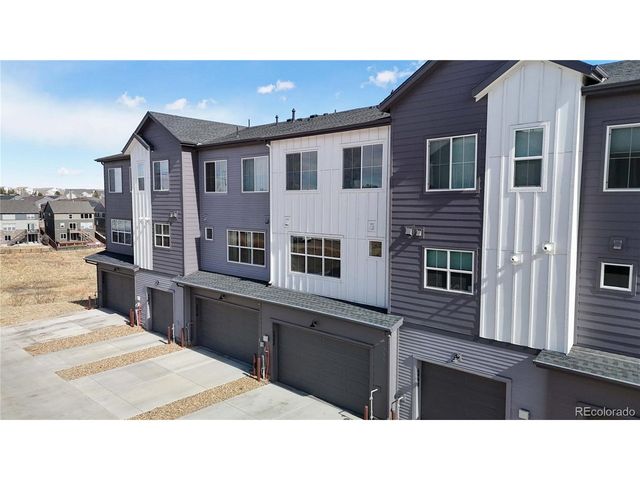 7008 Ipswich Ct, Castle Pines, CO 80108