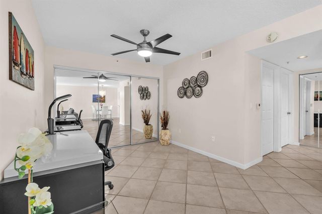 5842 Crystal Shores Drive 302, Boynton Beach, FL 33437