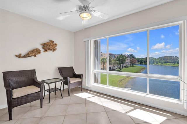 5842 Crystal Shores Drive 302, Boynton Beach, FL 33437