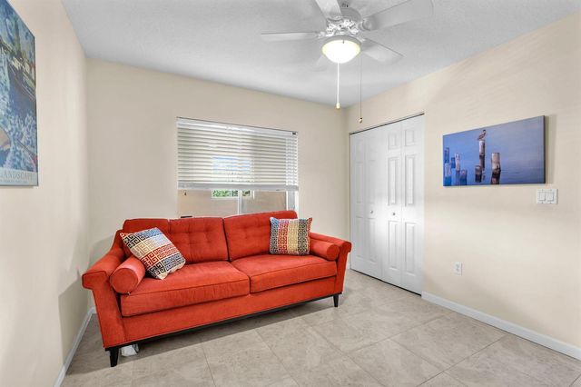 5842 Crystal Shores Drive 302, Boynton Beach, FL 33437