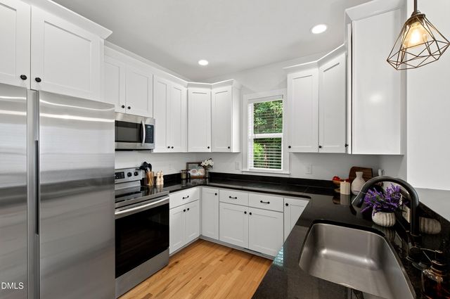 615 E Lenoir Street, Raleigh, NC 27601