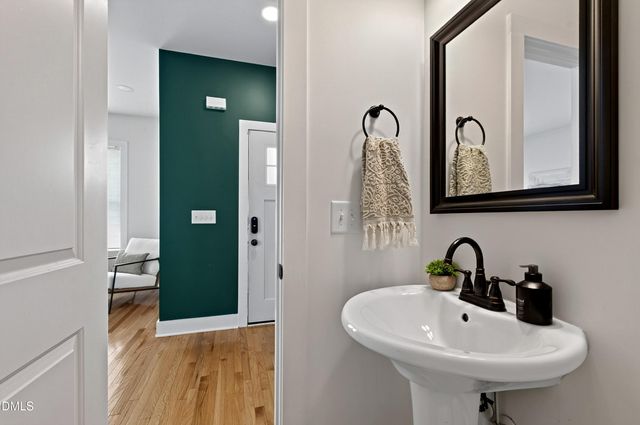 615 E Lenoir Street, Raleigh, NC 27601