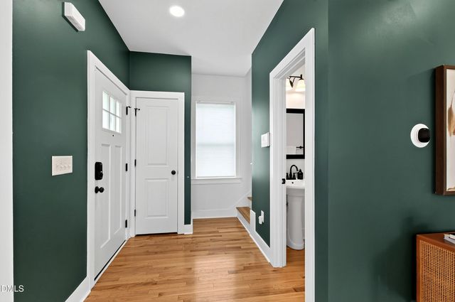 615 E Lenoir Street, Raleigh, NC 27601