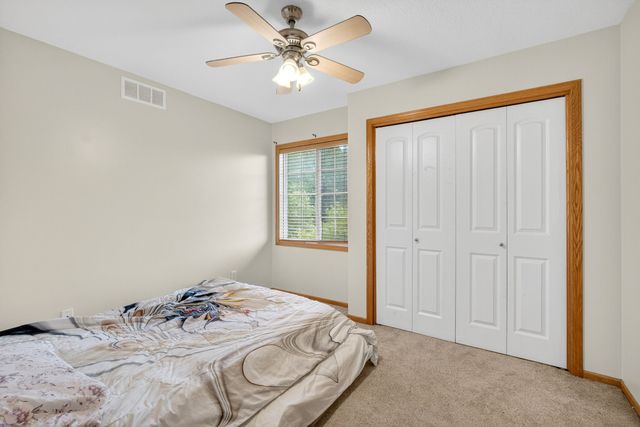 3413 Brook Run Drive, Des Moines, IA 50317