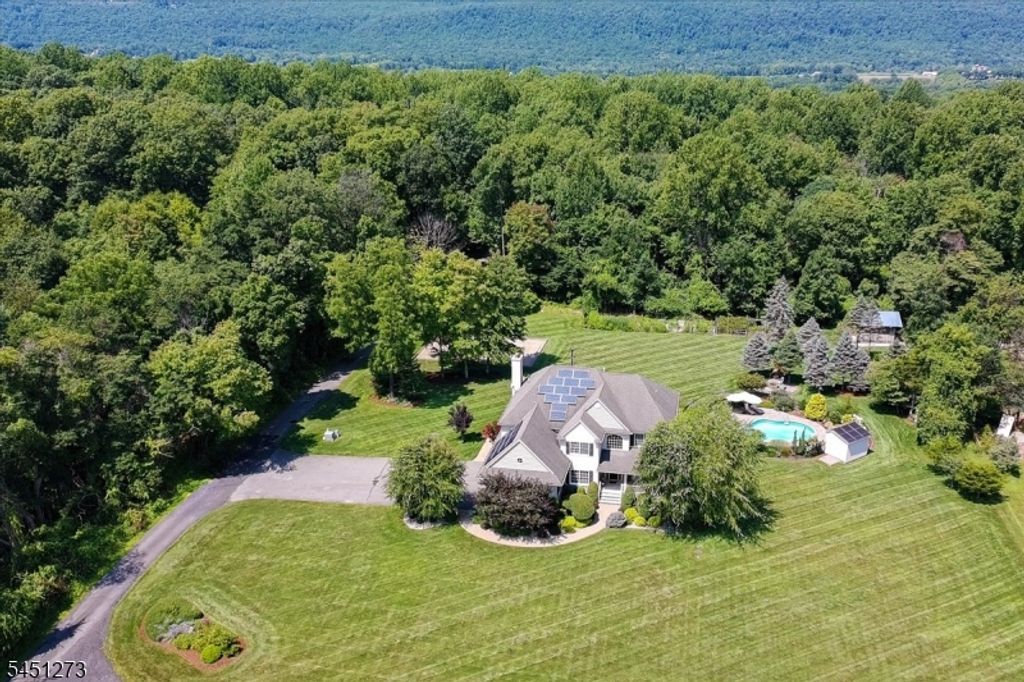 54 W Valley Brook Rd, Washington Twp., NJ 07853 — photo 3