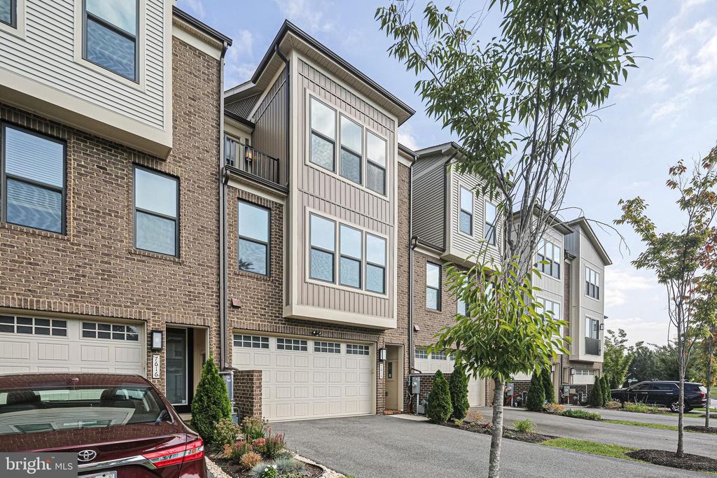 7614 CROSS CREEK DR, Columbia, MD 21044