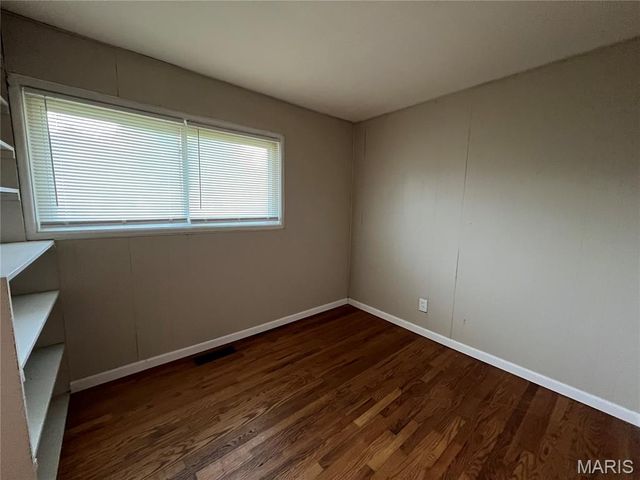 1428 San Salvador Drive, St Louis, MO 63138