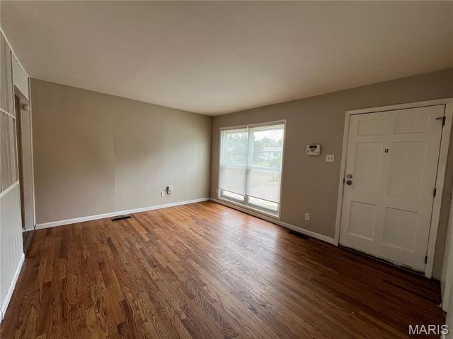 1428 San Salvador Drive, St Louis, MO 63138