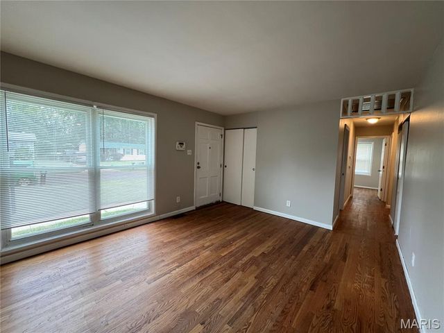1428 San Salvador Drive, St Louis, MO 63138