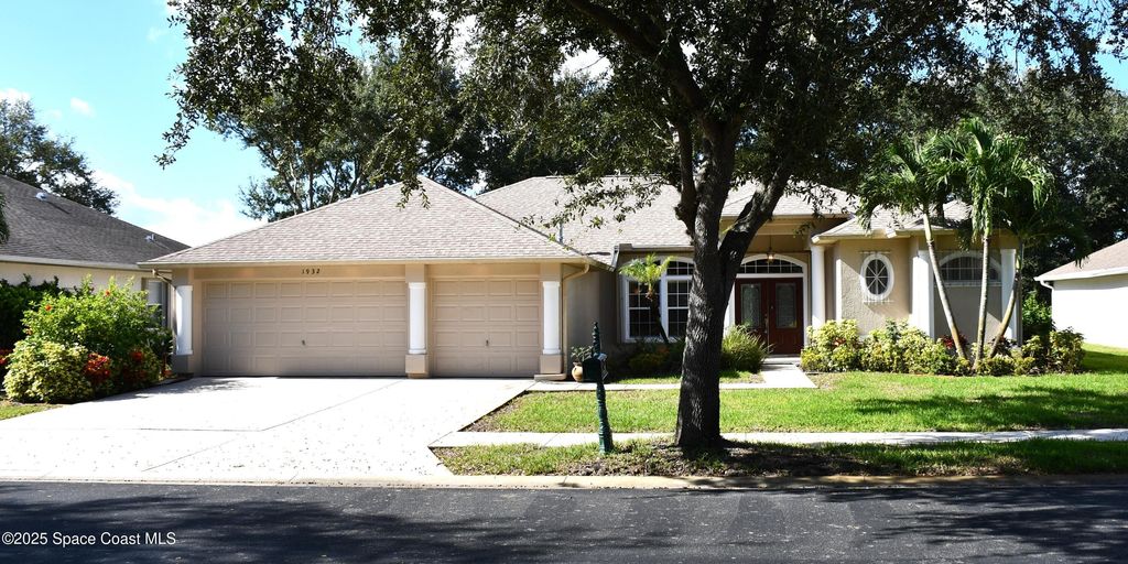 1932 Windbrook Drive SE, Palm Bay, FL 32909