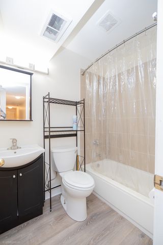 822 S Bishop Street 1, Chicago, IL 60607