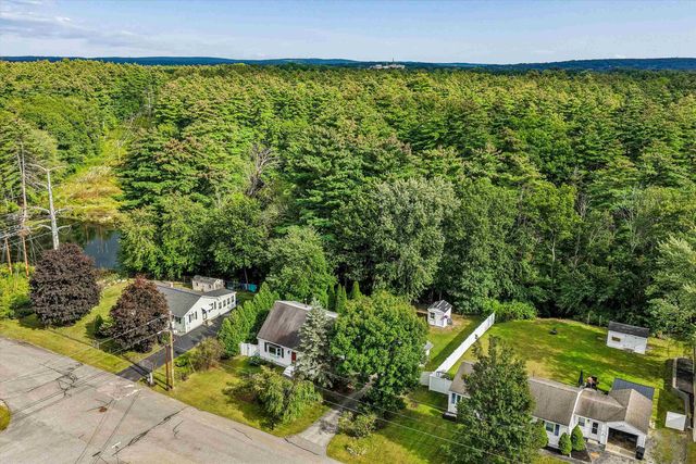 4 Cheyenne Drive, Nashua, NH 03063