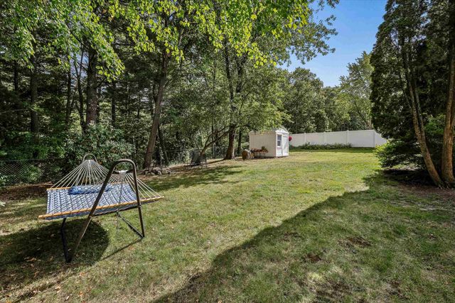 4 Cheyenne Drive, Nashua, NH 03063