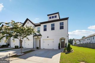 162 Auburn Run Lane, Auburn, GA 30011