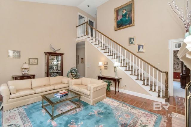 236 E Lakewood Drive, Mobile, AL 36608