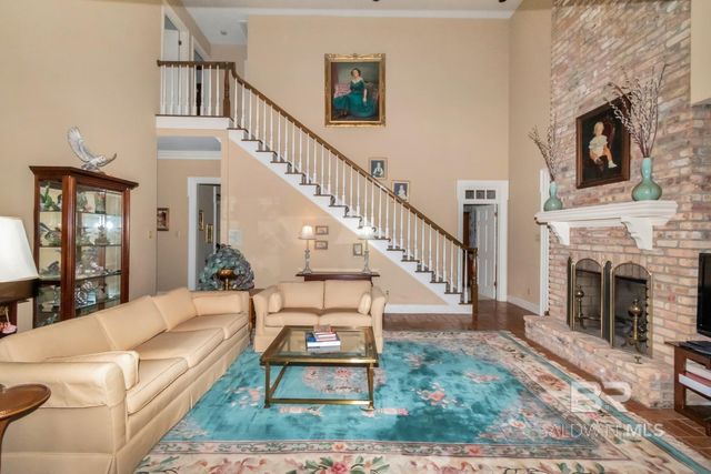 236 E Lakewood Drive, Mobile, AL 36608