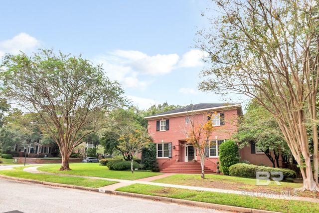 236 E Lakewood Drive, Mobile, AL 36608