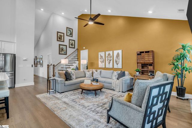 12069 Mahogany Circle, Inman, SC 29349