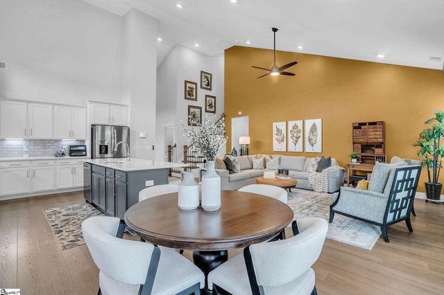 12069 Mahogany Circle, Inman, SC 29349