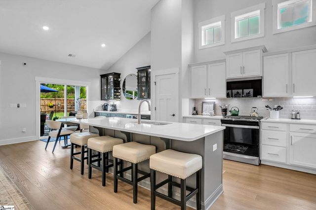 12069 Mahogany Circle, Inman, SC 29349