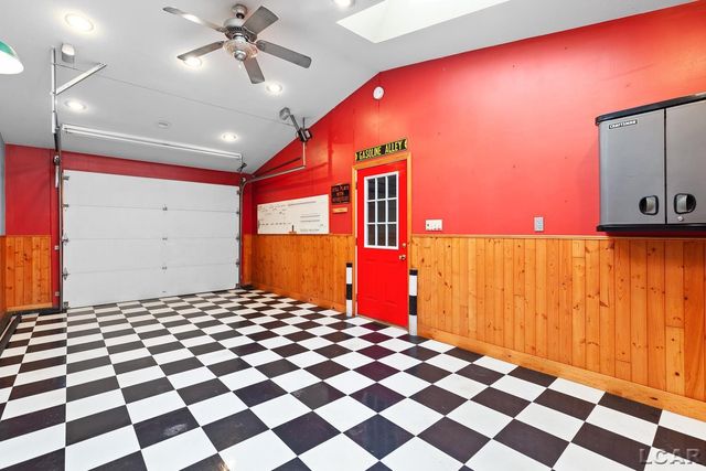 2306 WOODLAWN Lane, Adrian Twp, MI 49221