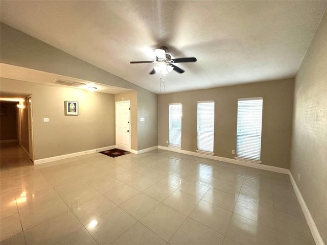 423 Lee Drive, Richmond, TX 77469