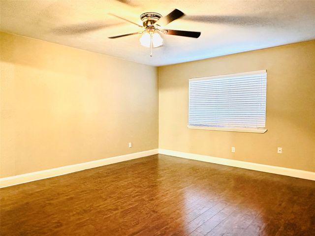 423 Lee Drive, Richmond, TX 77469