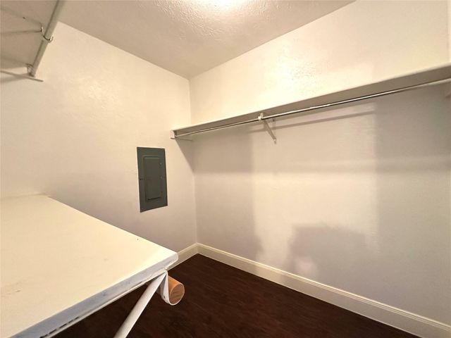 423 Lee Drive, Richmond, TX 77469