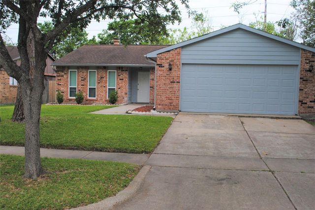 423 Lee Drive, Richmond, TX 77469