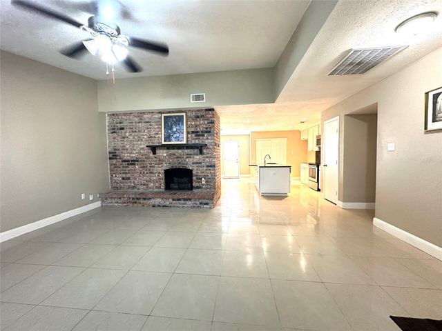 423 Lee Drive, Richmond, TX 77469