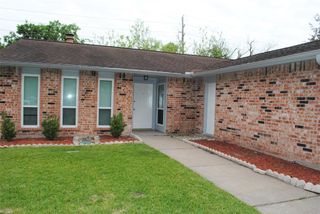 423 Lee Drive, Richmond, TX 77469