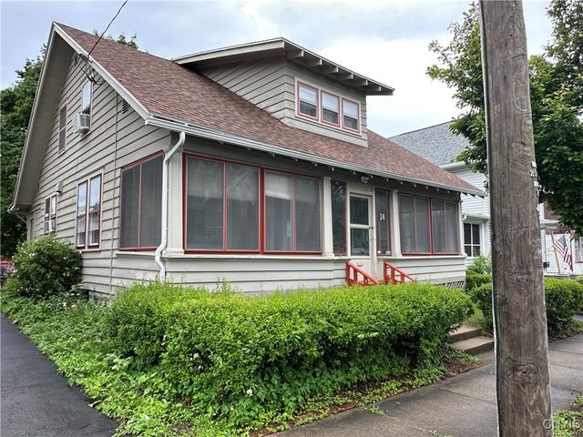 34 Auburn Avenue, Utica, NY 13501