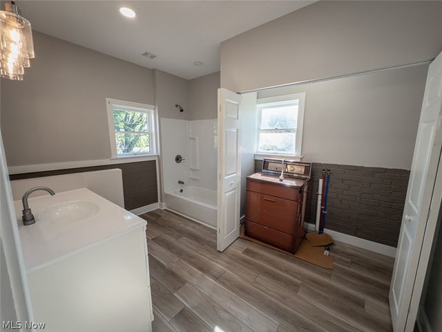 1105 Tremont Avenue SW, Massillon, OH 44647