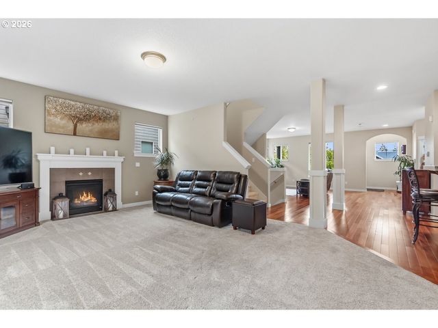 9471 Sw 164TH Ave, Beaverton, OR 97007