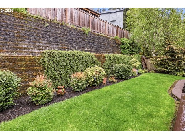 9471 Sw 164TH Ave, Beaverton, OR 97007