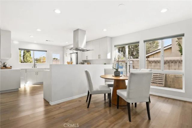 10000 Amestoy Avenue, Northridge, CA 91325